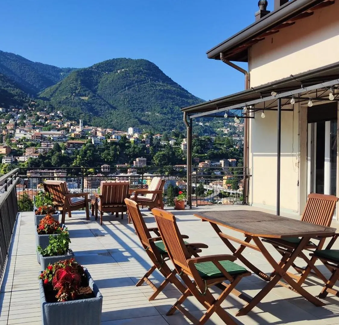 Tavernoland - Duck Side Of Como Italië
